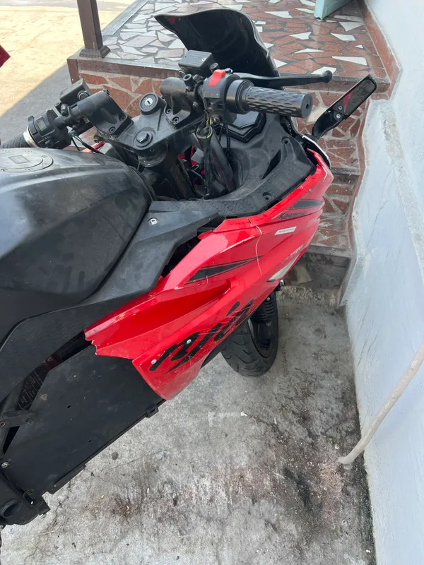 Электрический байк Kawasaki Ninja 4 Электрический байк Kawasaki Ninja 4