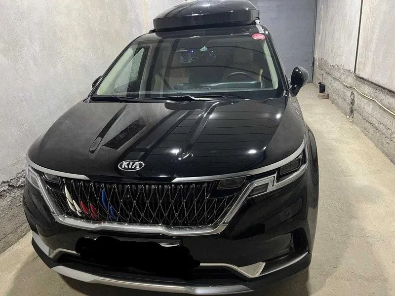 KIA CARNIVAL с багажом суперсалон очень комфортный с 9 сидением