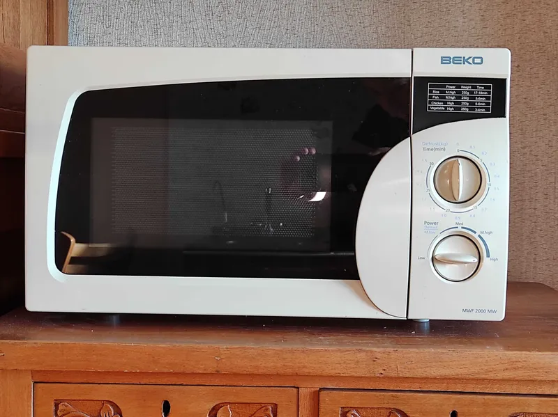 Микроволновка Микроволновая печь BEKO mikrovolnovkasi holati a’lo Микроволновка Микроволновая печь BEKO mikrovolnovkasi holati a’lo
