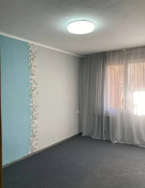 Аренда 1/2/4 болкон 1.5 ×3, 28м2 ТТЗ 1 ор-р АТС. — фото 2 Аренда 1/2/4 болкон 1.5 ×3, 28м2 ТТЗ 1 ор-р АТС. — фото 2
