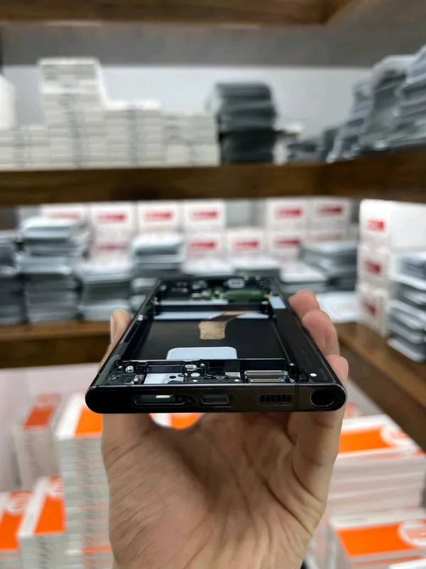 S 22 ULTRA (QORA) SERVIS LCD 3