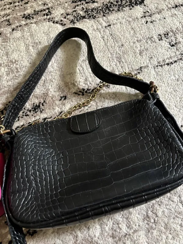 Сумки Fendi и charles & keith — фото 6