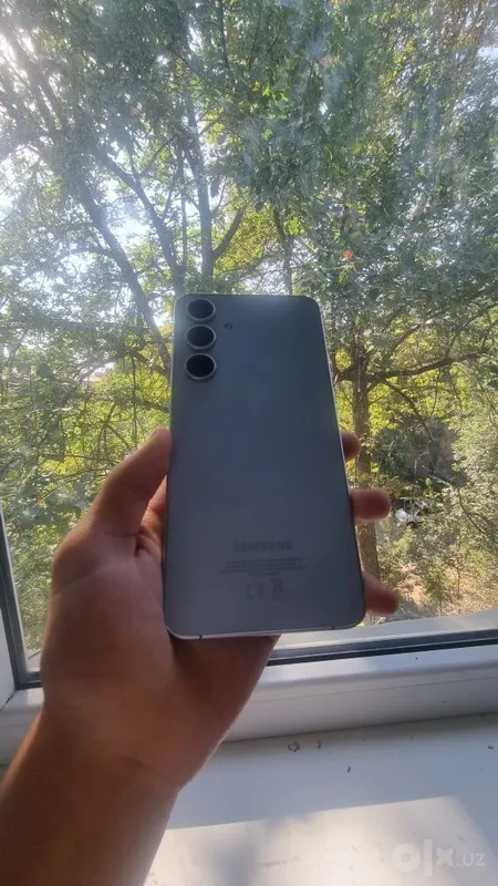 Samsung s24 fe 256/8 3 Samsung s24 fe 256/8 3