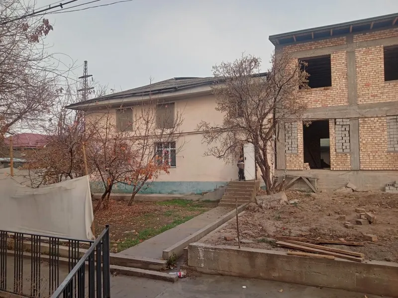 Yakkasaroy kòchasida uy sotiladi — фото 3