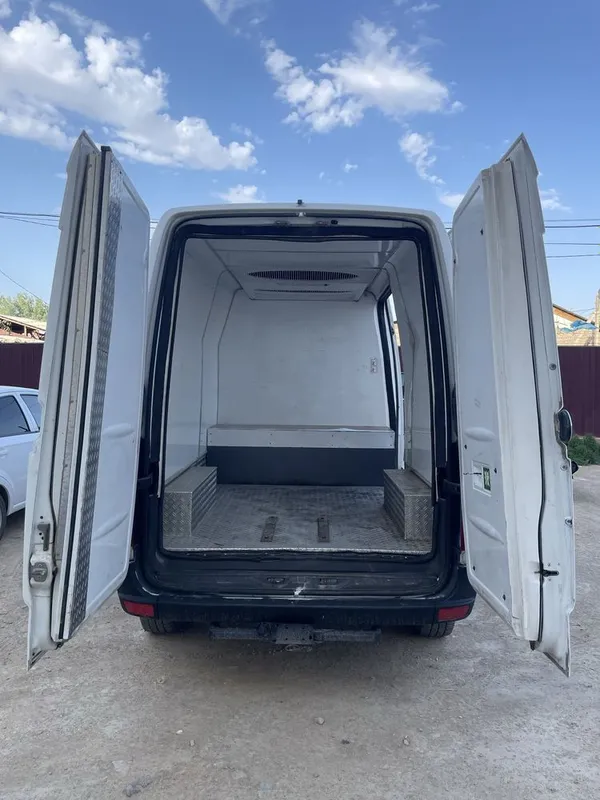 * Mercedes Sprinter 313 CDI Холодильник/Морозильник — фото 1