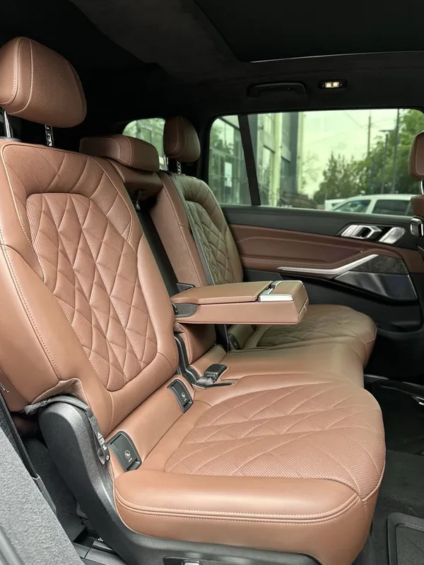 BMW X7 40i xDrive — фото 4