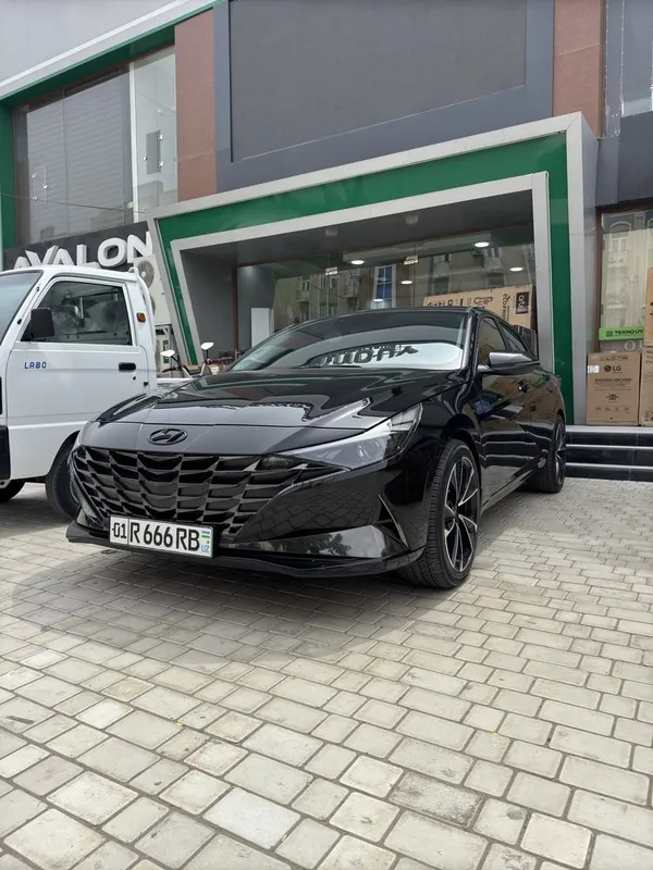 Hyundai Elantra 2021