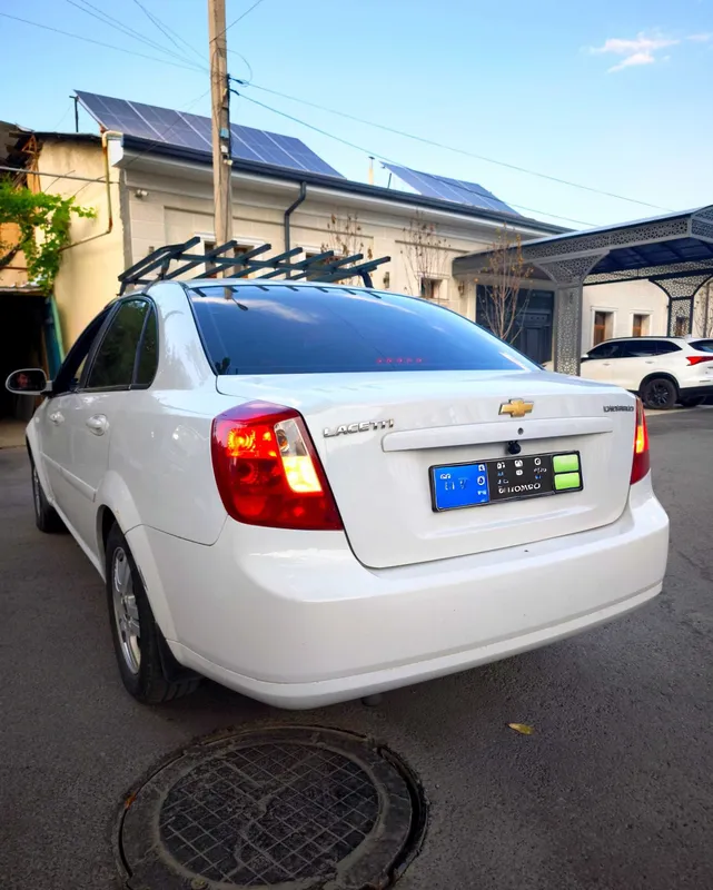 Chevrolet Lacetti 1.8 AT, 2010-yil sotiladi 5 Chevrolet Lacetti 1.8 AT, 2010-yil sotiladi 5