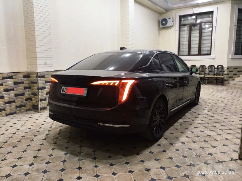 Hongqi eqm5 500 plus 3 Hongqi eqm5 500 plus 3