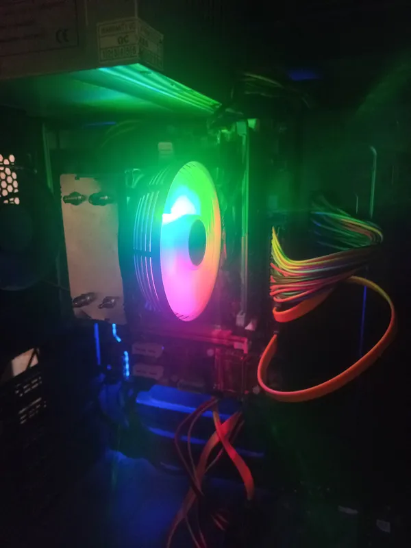 plata h110 + protsesor g4400 + ozu 4g + videokarta 1 plata h110 + protsesor g4400 + ozu 4g + videokarta 1