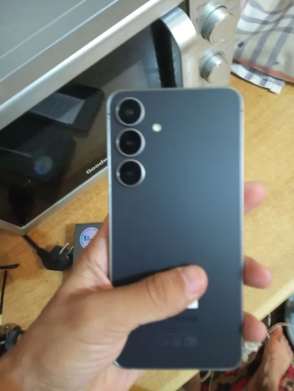 Galaxy S25 FE с гарантией 2 Galaxy S25 FE с гарантией 2