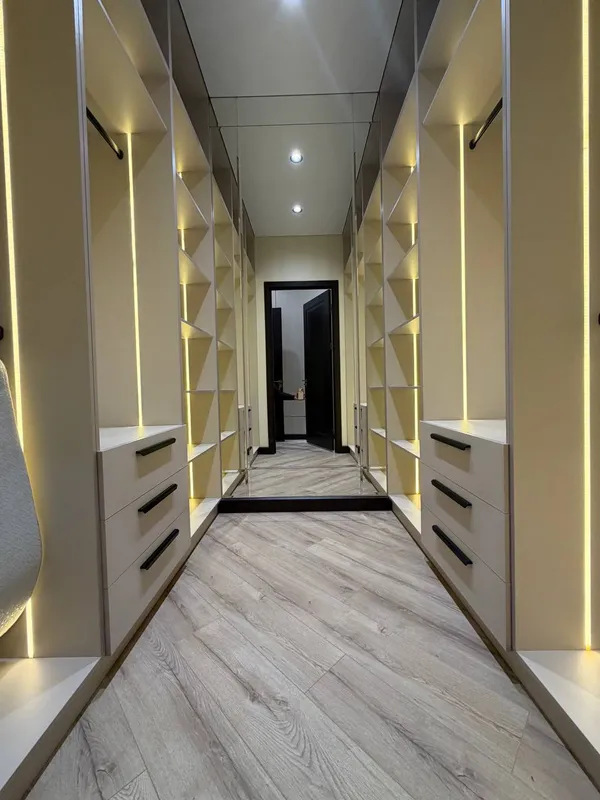 Mirzo Ulug‘bek tumanida 110 m², 4 xonali kvartira sotiladi 8