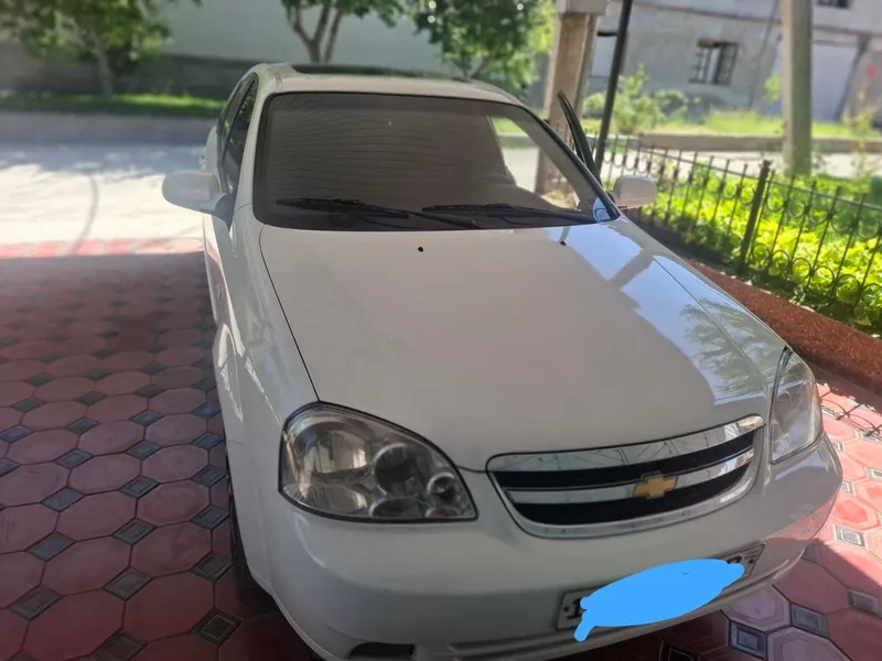 Lasetti avtomat sotiladi 1