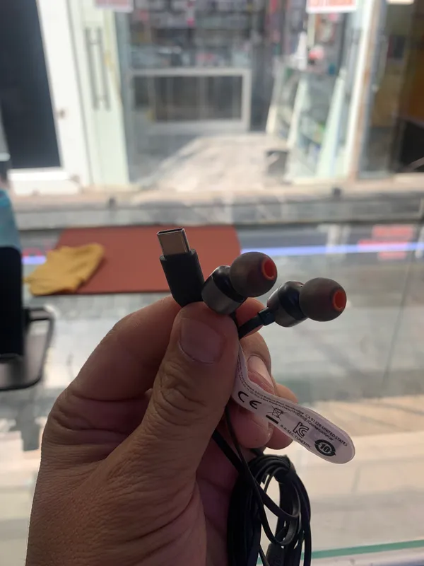 JBL NAVUSHNIK 5 JBL NAVUSHNIK 5