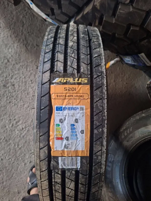 Roadone, Aplus, Constancy 9.5R17.5 качественные шины 3 Roadone, Aplus, Constancy 9.5R17.5 качественные шины 3