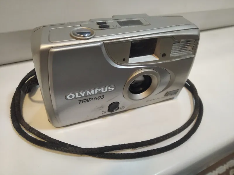 OLYMPUS TRIP 505, плёночный фотоаппарат.