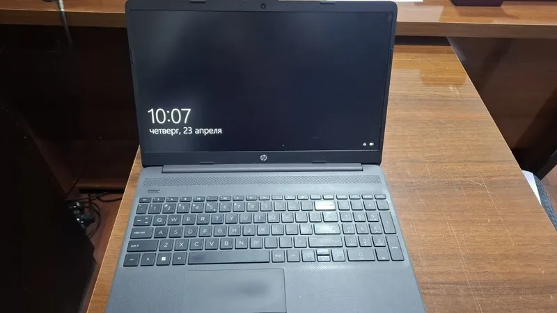 HP Noutbuk holati a'lo — фото 1