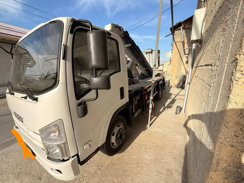 Isuzu Afto vishka sotiladi