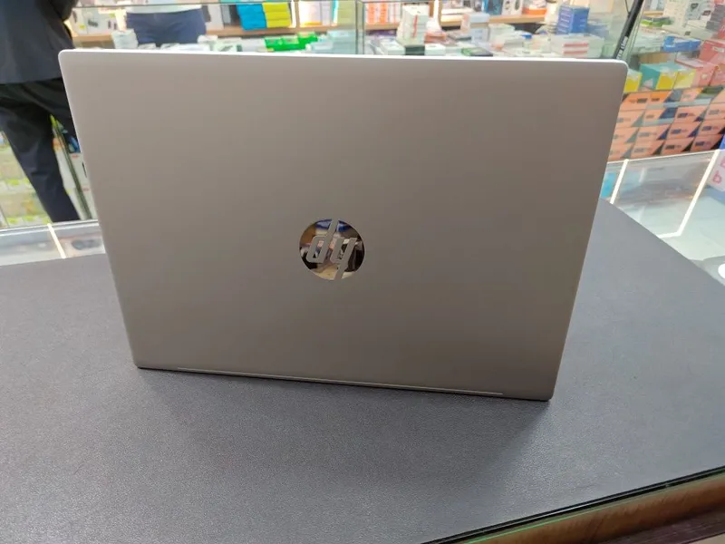 HP Omnibook 5 AI