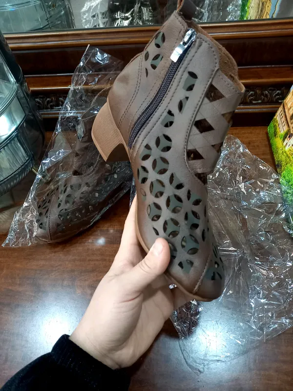 37 razmerli ayollar basanojkasi, Xitoy