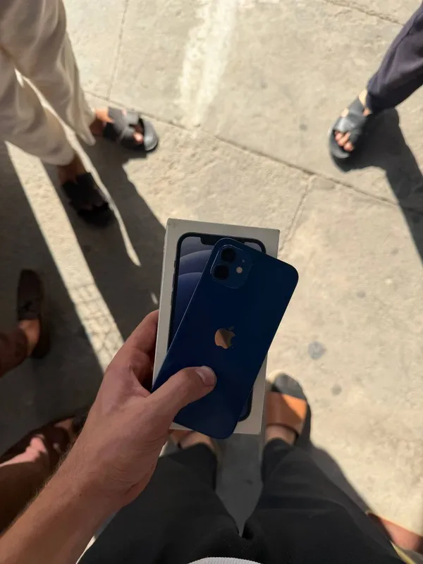 Iphone 12 64gb kar dok 6 Iphone 12 64gb kar dok 6