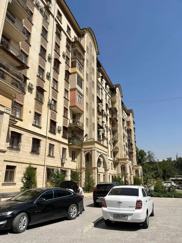 SROCHNO Noturar joy arzon narxda sotiladi. Kadastr bor