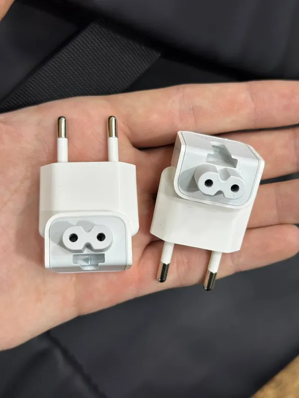 Адаптер Apple (оригинальный) 2 Адаптер Apple (оригинальный) 2