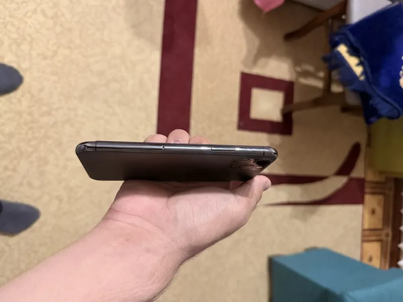Iphone 11 pro srochni sotiladi 2 Iphone 11 pro srochni sotiladi 2