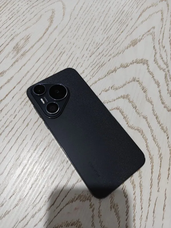 Huawei Pura 70 12/256 1 Huawei Pura 70 12/256 1
