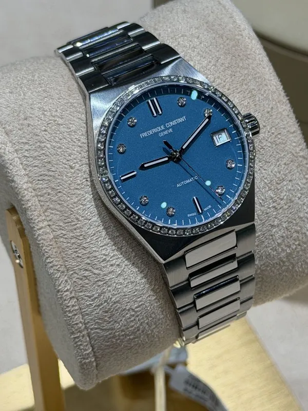 Женские часы Frederique Constant Highlife Automatic с бриллиантами 4 Женские часы Frederique Constant Highlife Automatic с бриллиантами 4