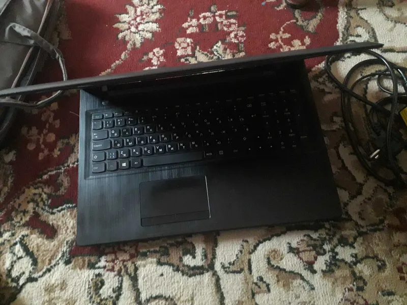 Lenovo yahshi noutbuk sotiladi 5 Lenovo yahshi noutbuk sotiladi 5