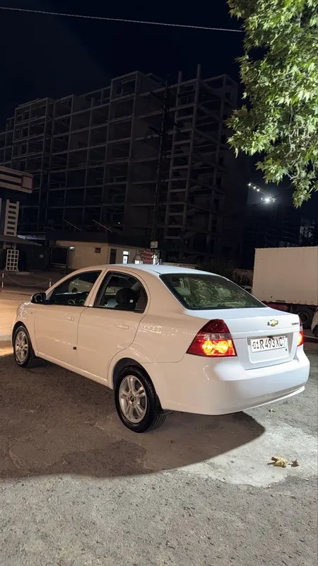 Nexia 3 AT sotiladi 2