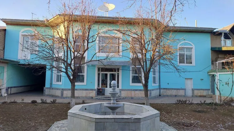 На продаже 2-х этажный дом Сергели, улица Лутфикор 1