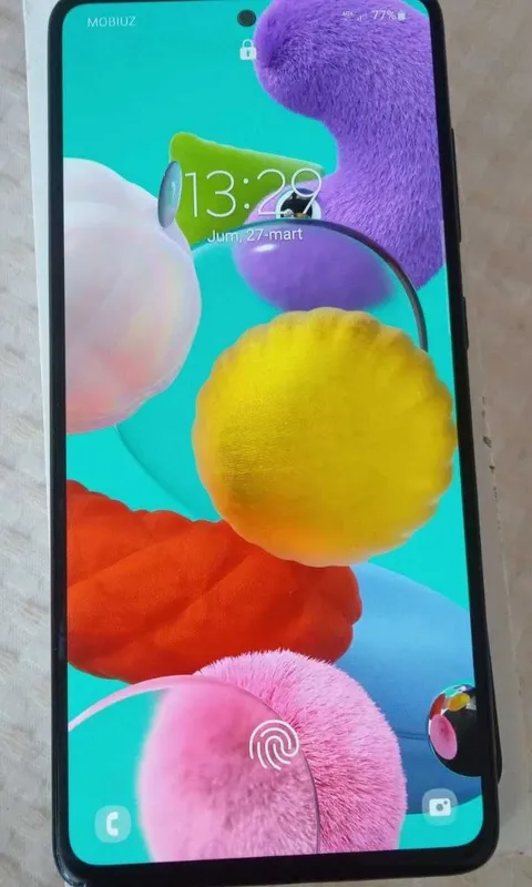 Samsung Galaxy A51 — фото 1