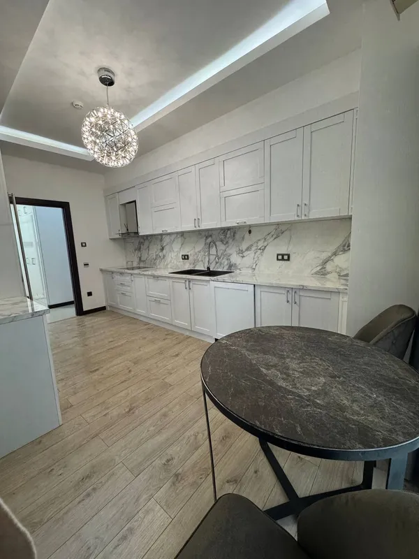 3/3/15 ЖК Akay City, Мирзо-Улугбекский район, с террасой и евроремонтом — фото 7