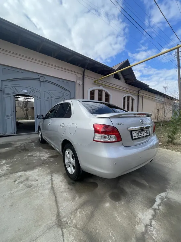 Toyota Yaris 2008 3