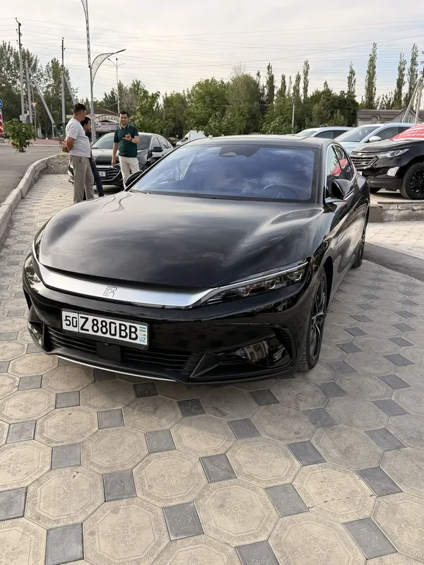 BYD xan 3.9 li dual motor 2023 yil tozza 35 ming yurgan — фото 1