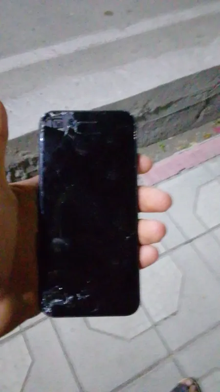 iphone ise xotira 64 yankis75 — фото 1
