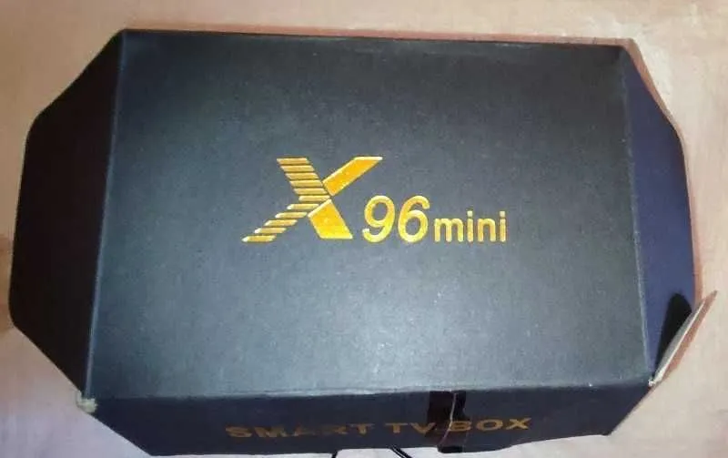 Смарт ТВ приставка X96 mini Android TV Box 1 Смарт ТВ приставка X96 mini Android TV Box 1