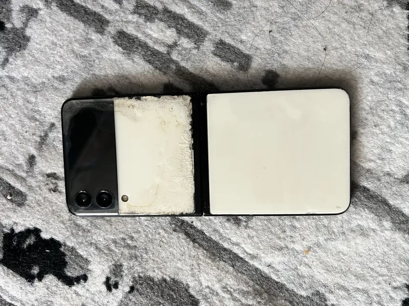 Samsung Z FLIP3 5G 1