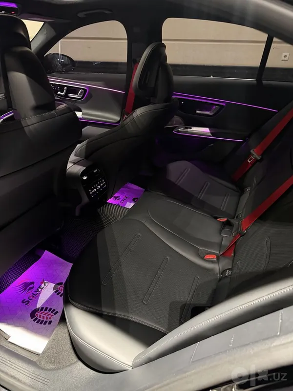 Mersedes-Benz E53 AMG 2025 5 Mersedes-Benz E53 AMG 2025 5