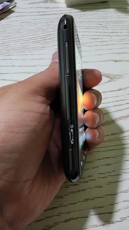 samsung galaxy rush m830 — фото 3