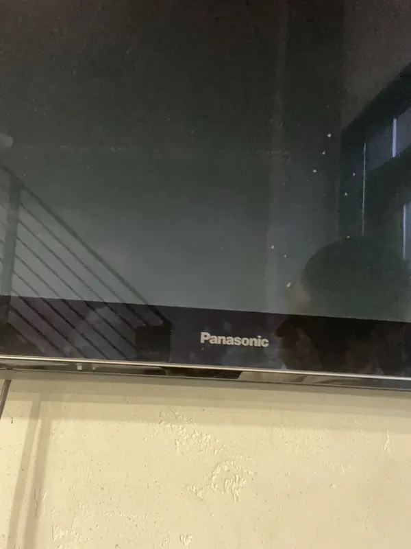 Телевизор Panasonic экран не работает можно отремонтировать большой