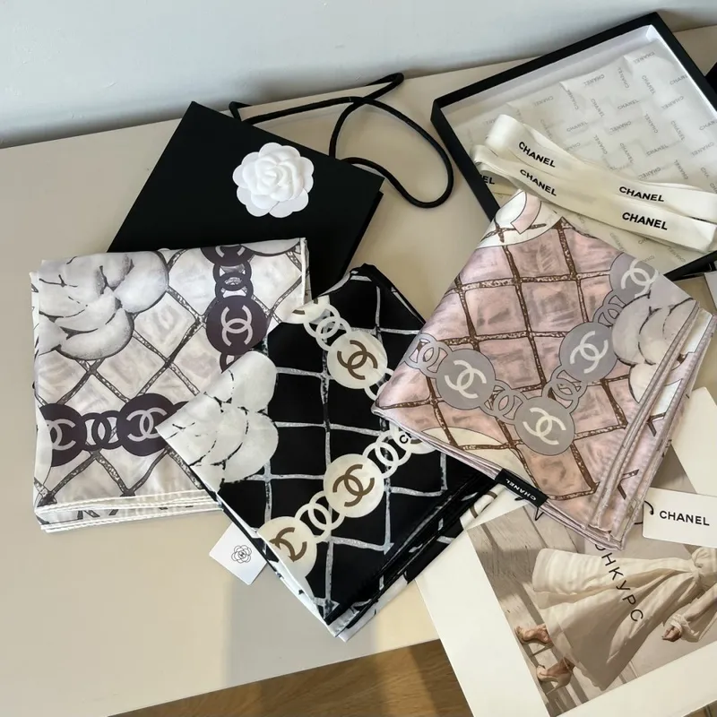 платок CHANEL 1 платок CHANEL 1