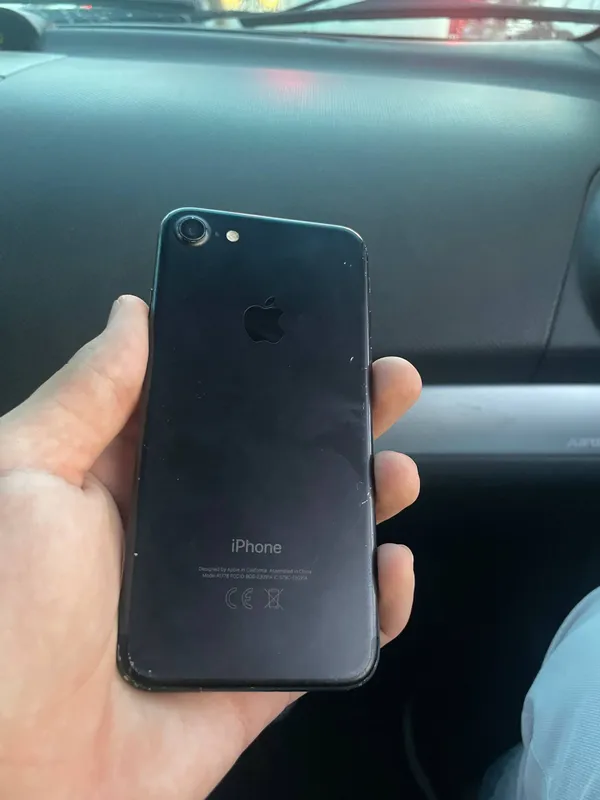 Продаётся iPhone 7, 32 ГБ 4 Продаётся iPhone 7, 32 ГБ 4