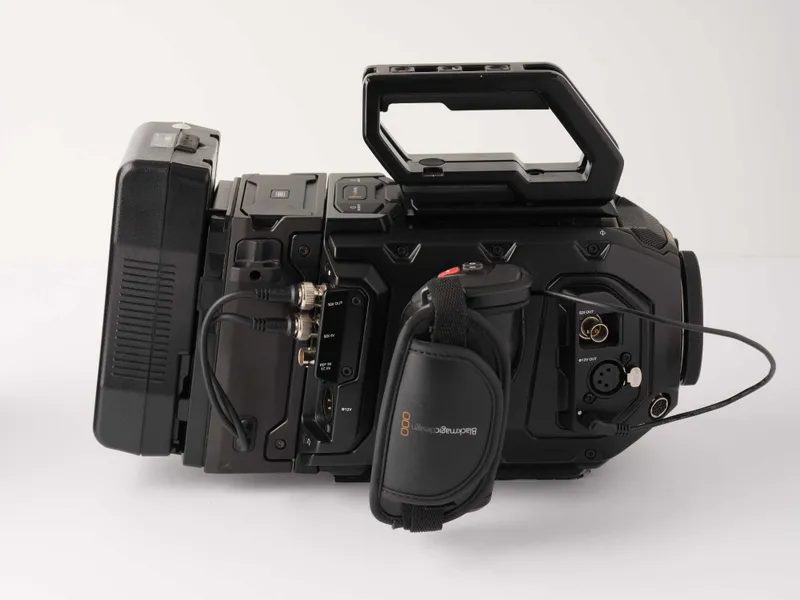 Blackmagic URSA Mini Pro 4.6K G2 Digital Cinema Camera — фото 2