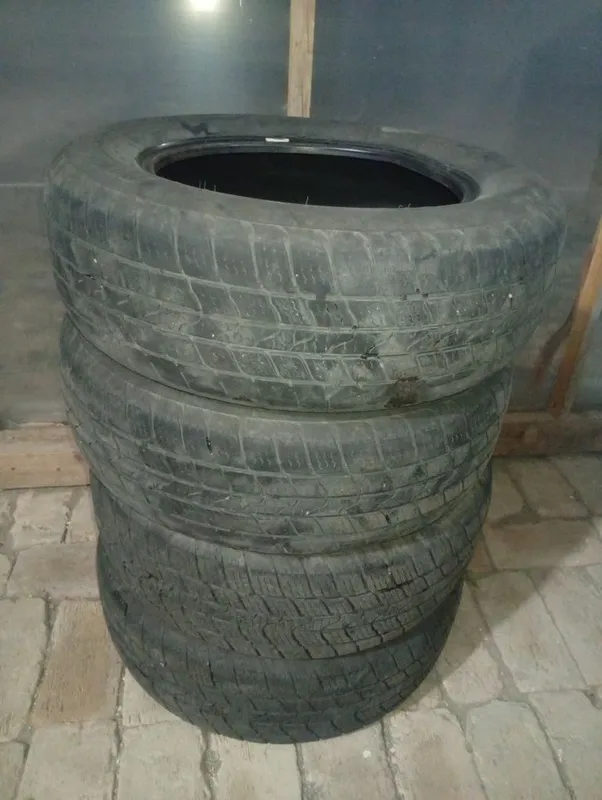 Балон б/у состояние. 195/65/15 5 Балон б/у состояние. 195/65/15 5