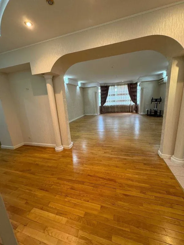 3/3/7 Нукус Гламур 195м² 3 3/3/7 Нукус Гламур 195м² 3