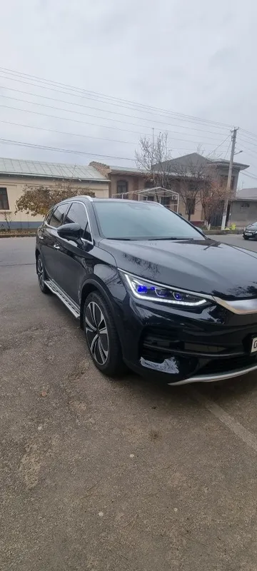 VIP TAXI Перевозка гостей столицы — фото 2