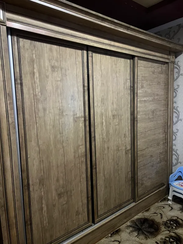 Mebel sotiladi srochna 3mln 1